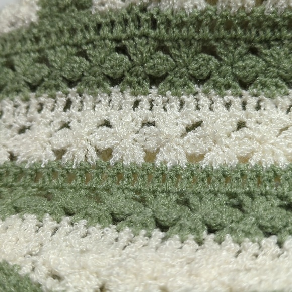 Vintage Green & White Striped V-Neck Sweater - Picture 6 of 6